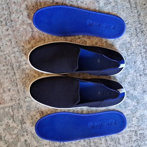 Rothys Original Sneaker - Picture 10 of 10